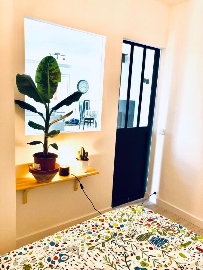 Madame Li Apartment